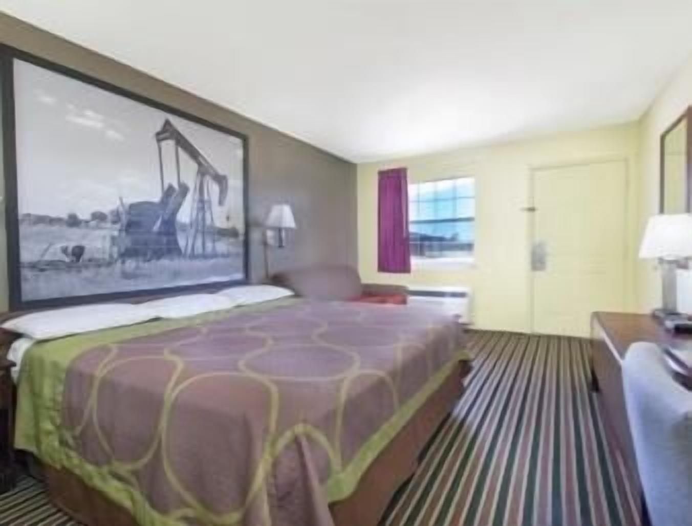 Super 8 by Wyndham Muskogee Hotel Eksteriør billede
